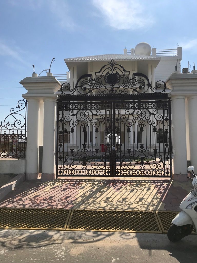 Custom Gates